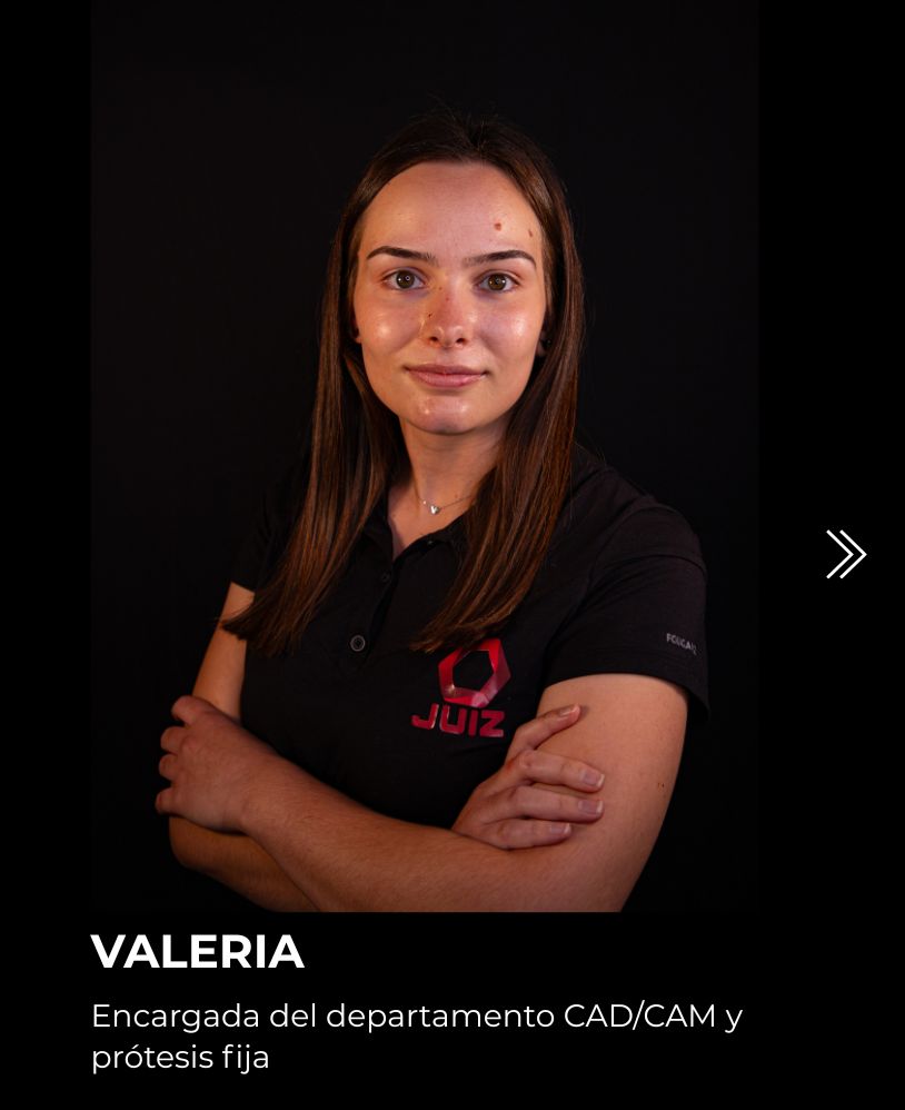 Valeria, técnica del departamento CAD/CAM y prótesis fija en Juiz Dental